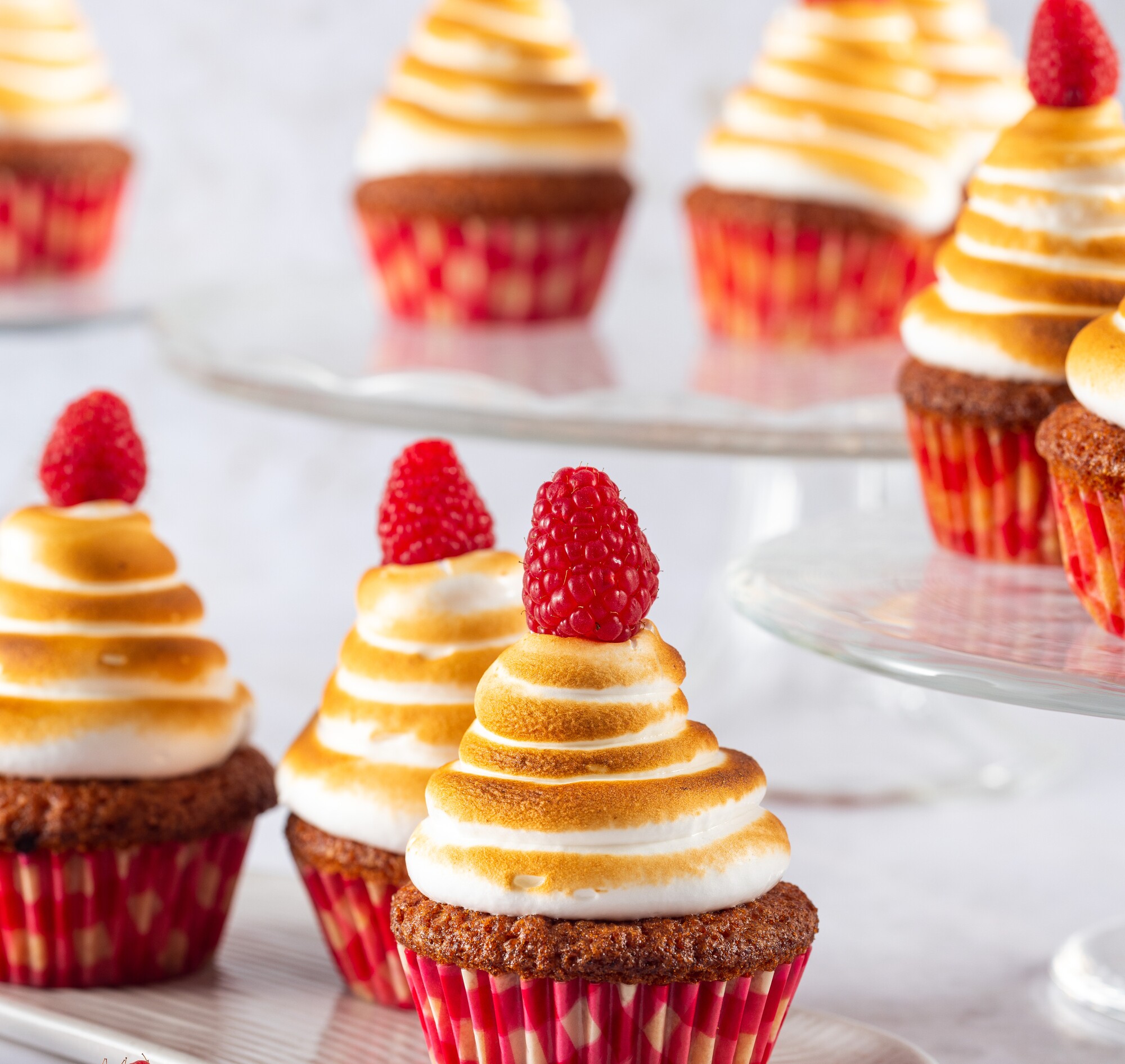 Marshmallow fluff cupcakes 24Kitchen